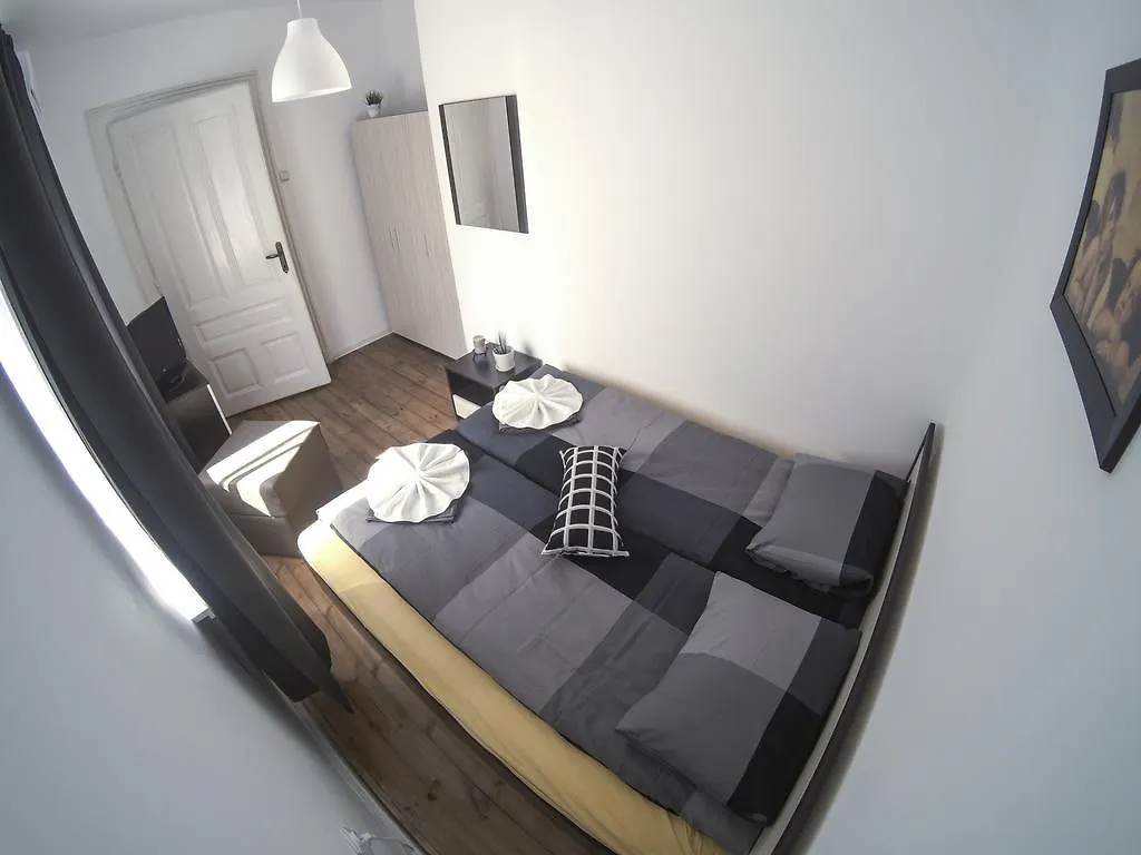 Graf Ignatiev - 3Br Apart Sofie