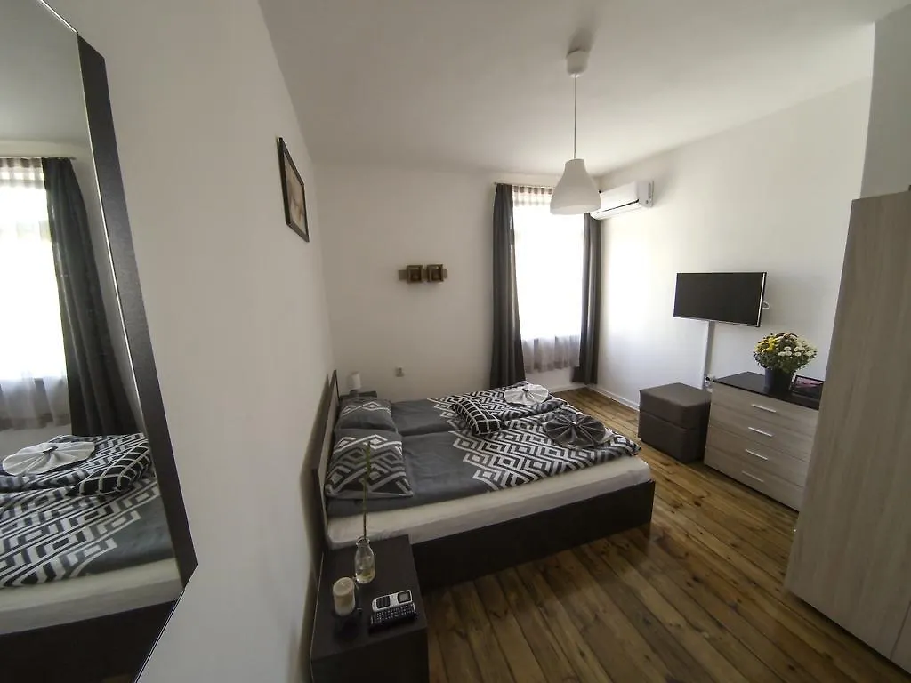 Apartment Graf Ignatiev - 3Br Apart Sofia