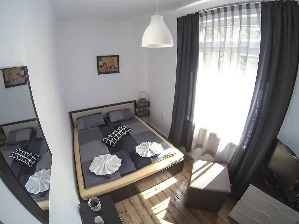 Graf Ignatiev - 3Br Apart Sofia Appartement